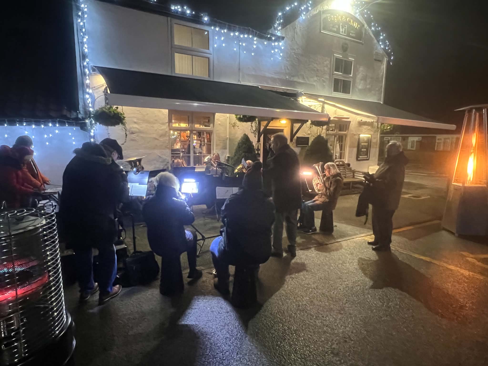 Carols Round The Tree
